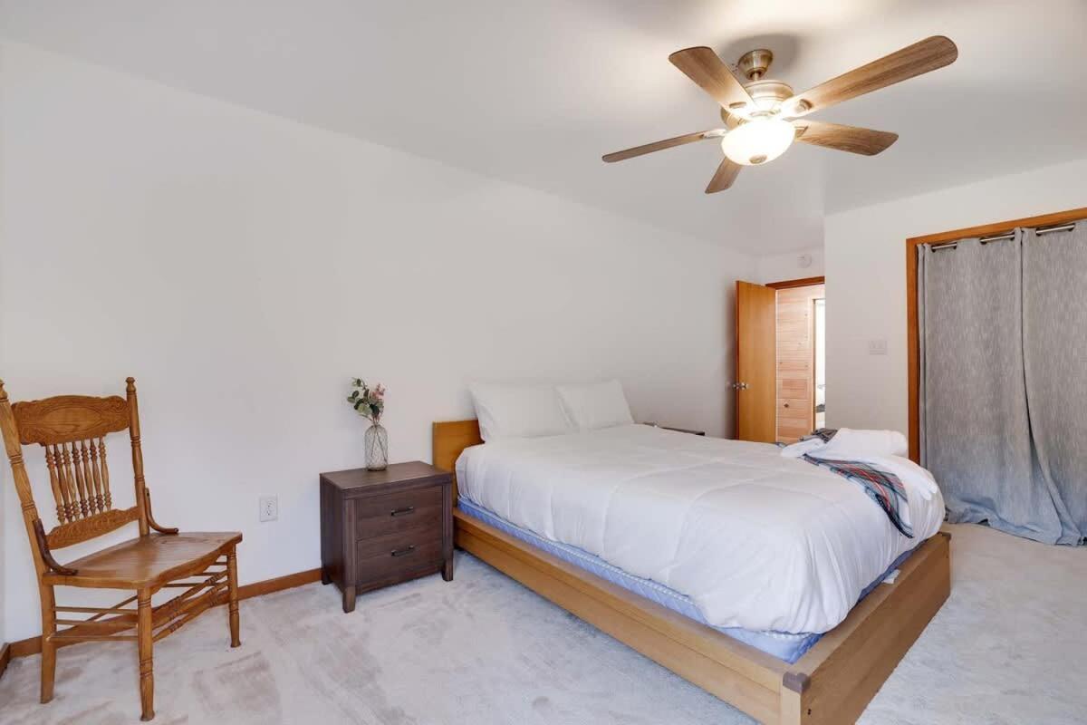 Relax In Blakeslee - Spacious 5Br Home With Bbq Екстериор снимка